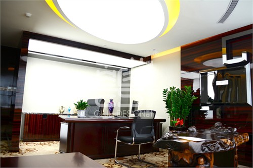 古源液總部辦公室裝飾工程設(shè)計項目_美國室內(nèi)設(shè)計中文網(wǎng)